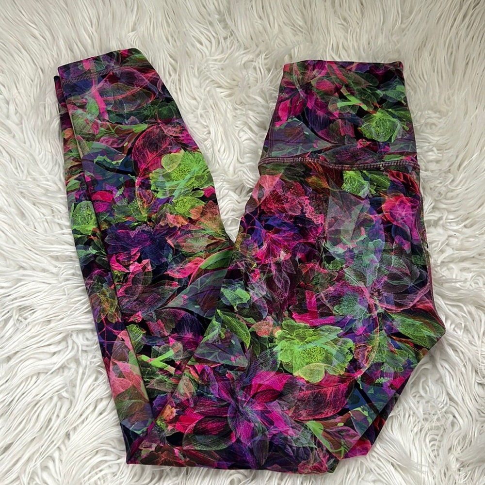 Lululemon Wunder Under 25” Size 4
